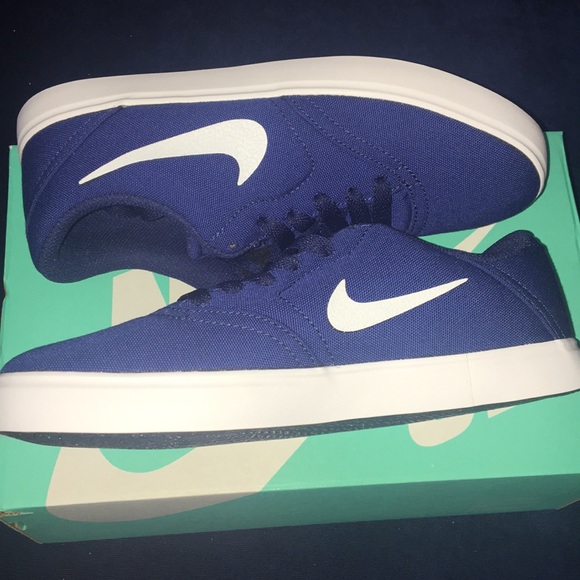 🔥Nike SN Check Sneaker (Big Kid) NWT - Picture 9 of 10